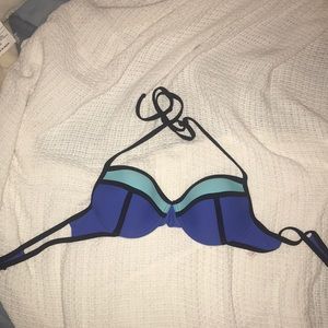 Xhilaration Triangl inspired Bikini top.